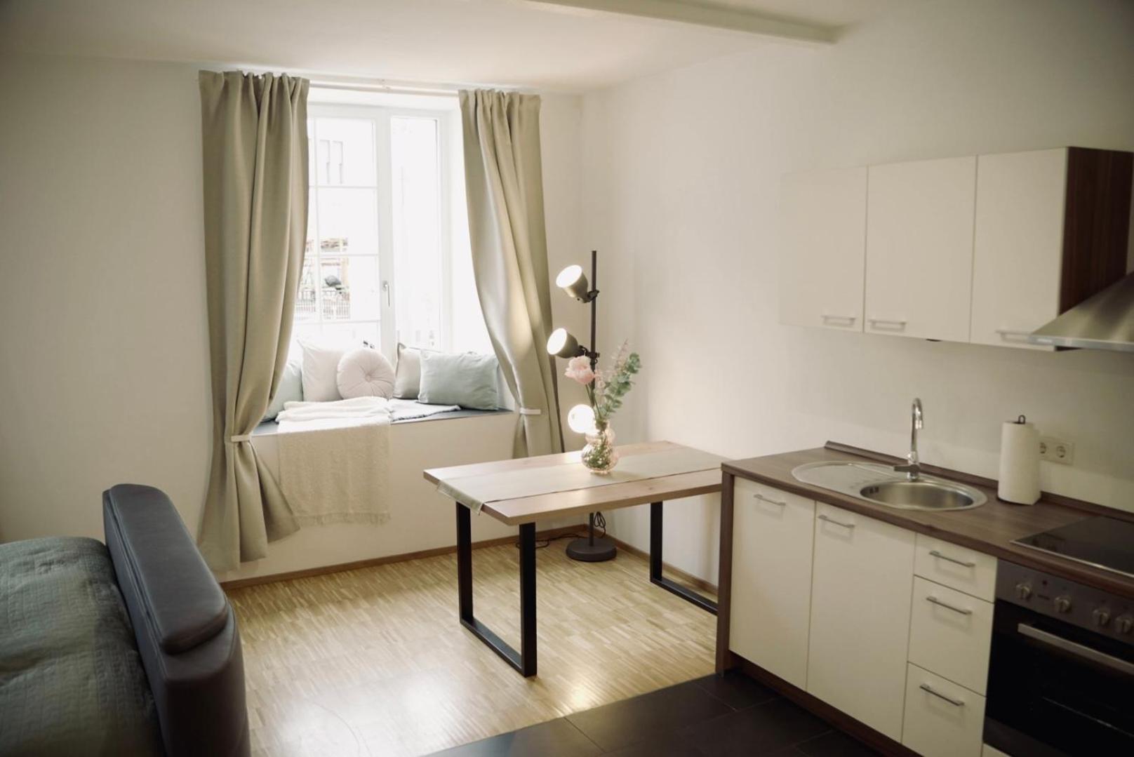 De La Vie Reutlingen - Altstadt Apartment An Stadthalle & Am Marktplatz Экстерьер фото